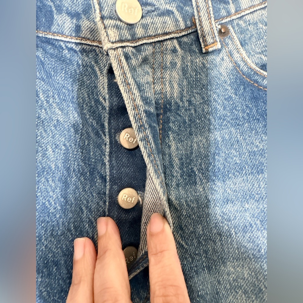 Reformation Cynthia High Rise Straight Jeans in Shasta Wash Button Fly Size 26 - Picture 5 of 14